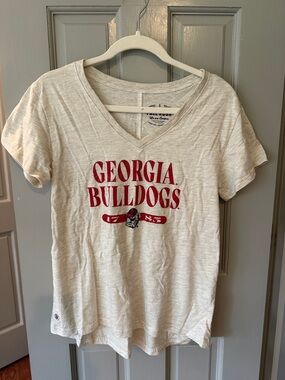 Georgia Bulldogs V-Neck Short Sleeve Tee - White with Red Print